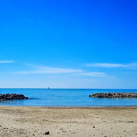 Confort Les Pieds Dans L'eau ! Clim / Parking Vila